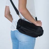 Alisa Radio Shoulder Bag Black