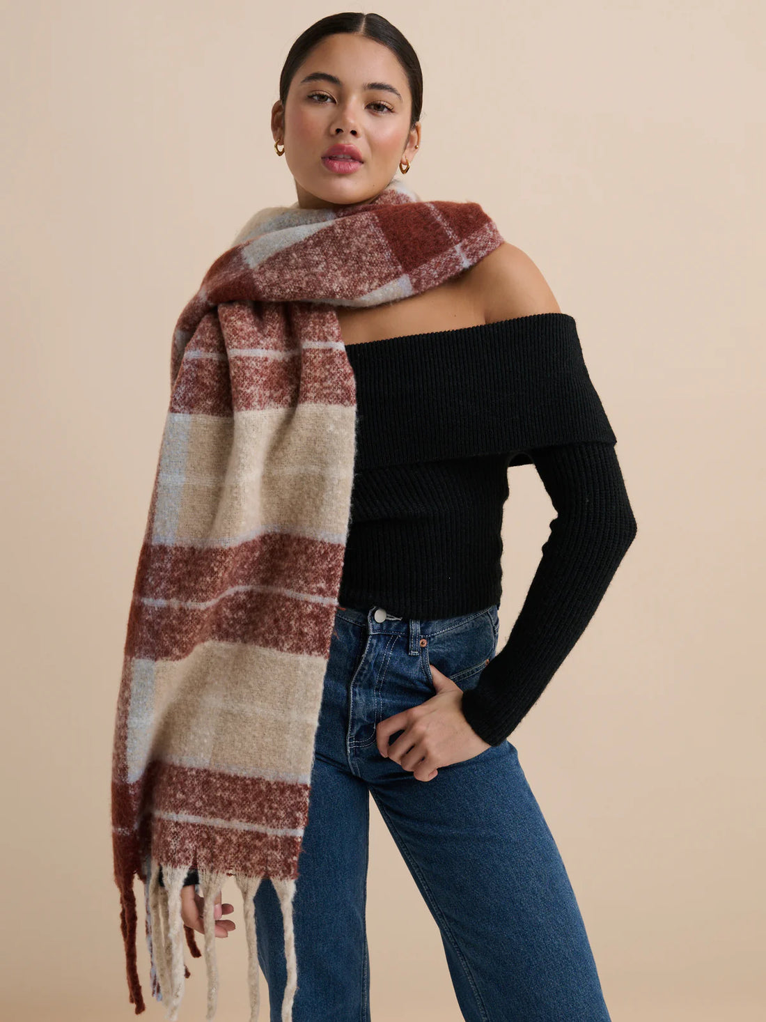 Annie Checkered Fluffy Scarf Brown Multi