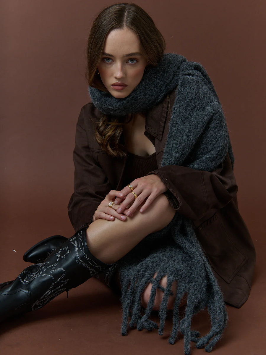 Betty Fluffy Scarf Charcoal