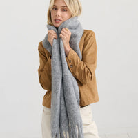 Betty Fluffy Scarf Grey