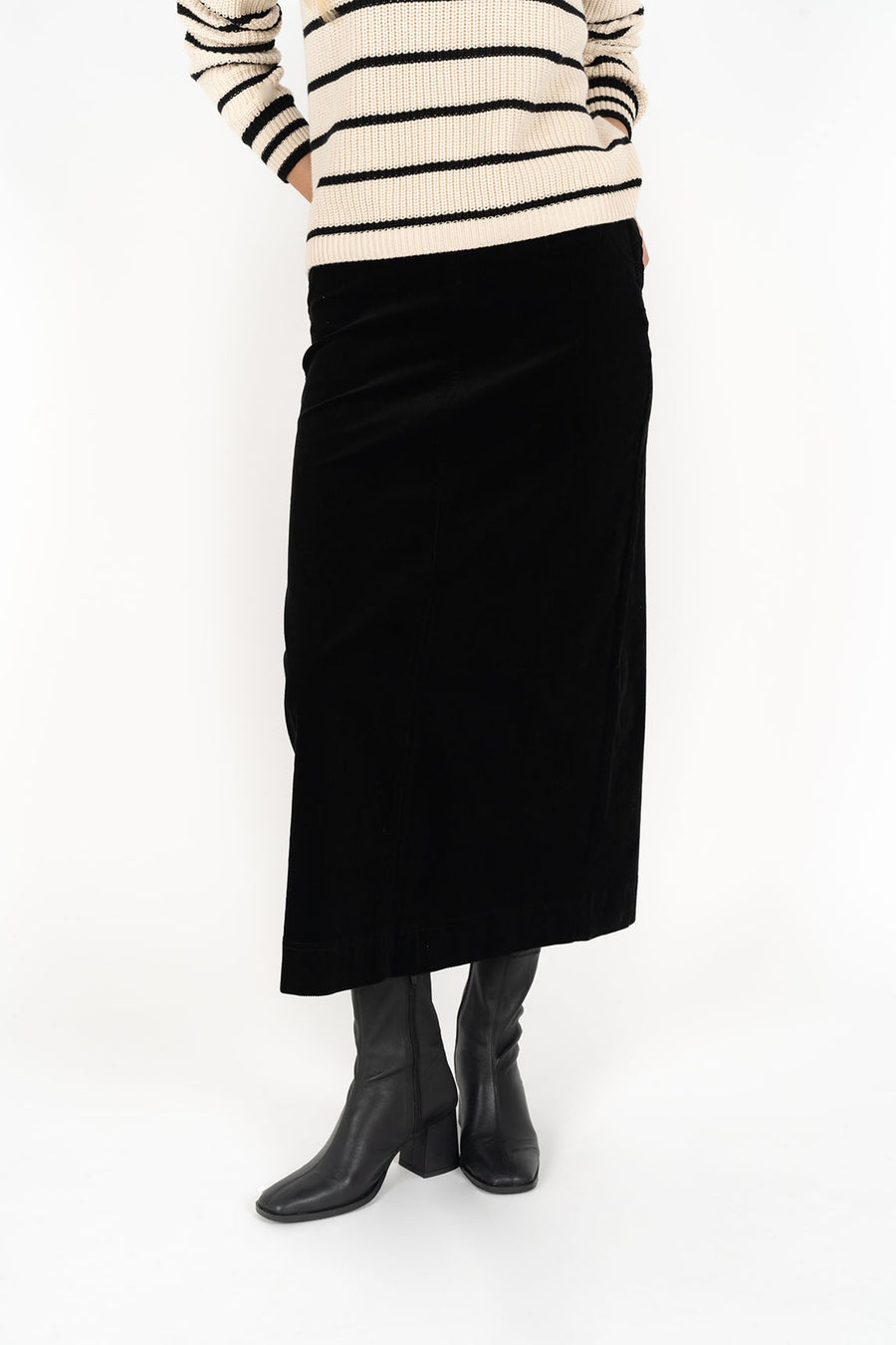 Billie Cord Skirt Midnight