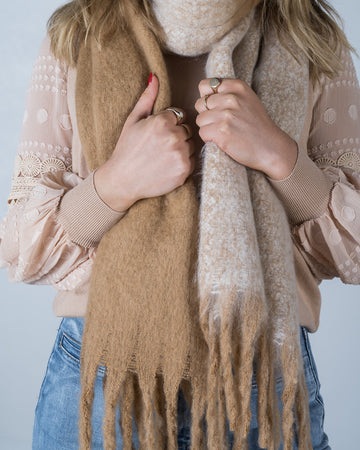 Duo Tone Fluffy Scarf Caramel