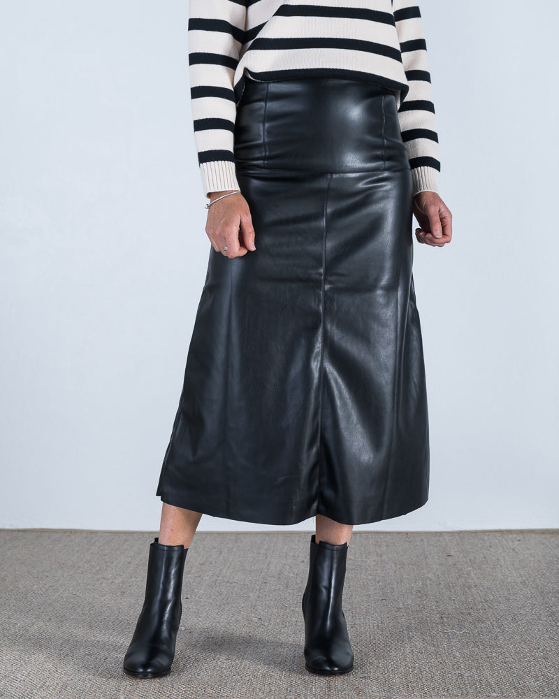 Izzy Faux Leather Skirt Black