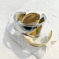 Metal Cuff Bangle Gold