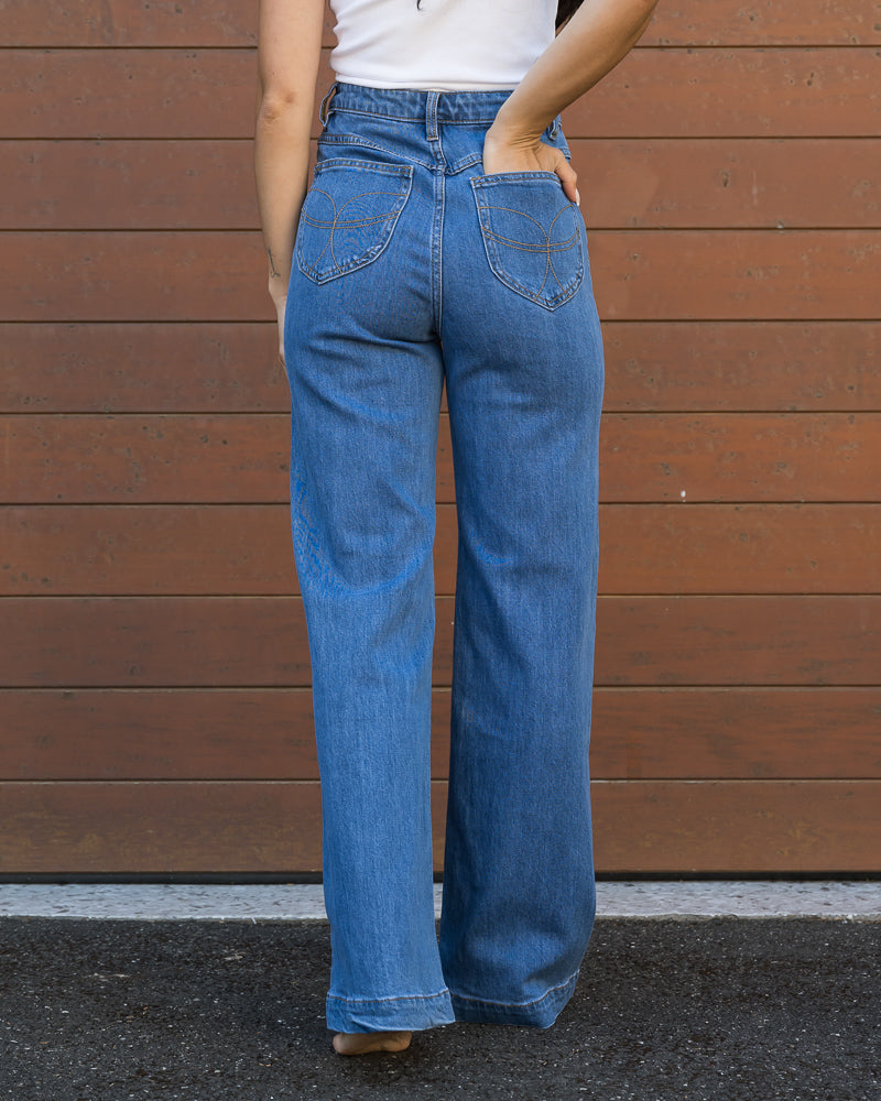 Nelly Double Pocket Jean Mid Wash