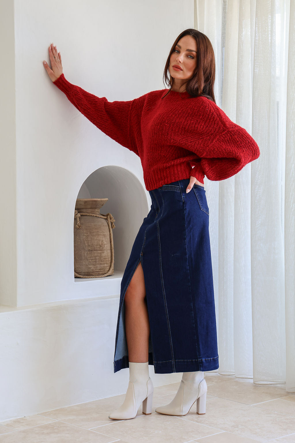 Opera Fluffy Balloon Sleeve Knit Red