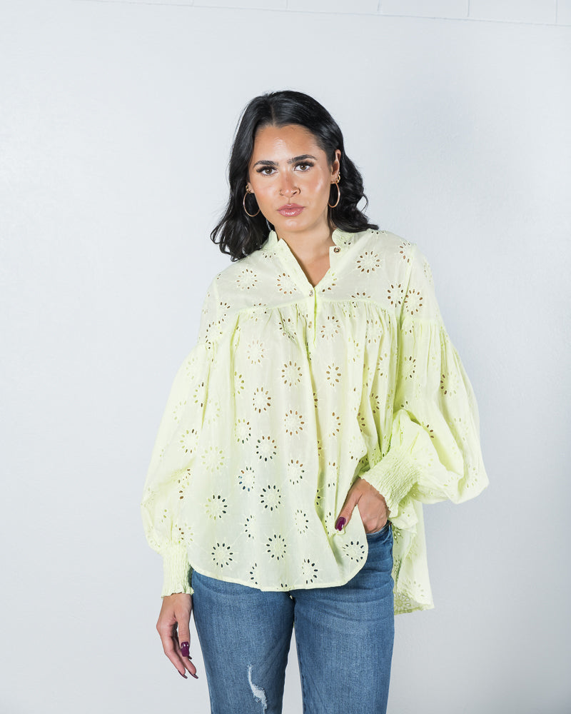 Stacey Broderie Top Lime